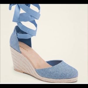 Old navy sandals. Never worn